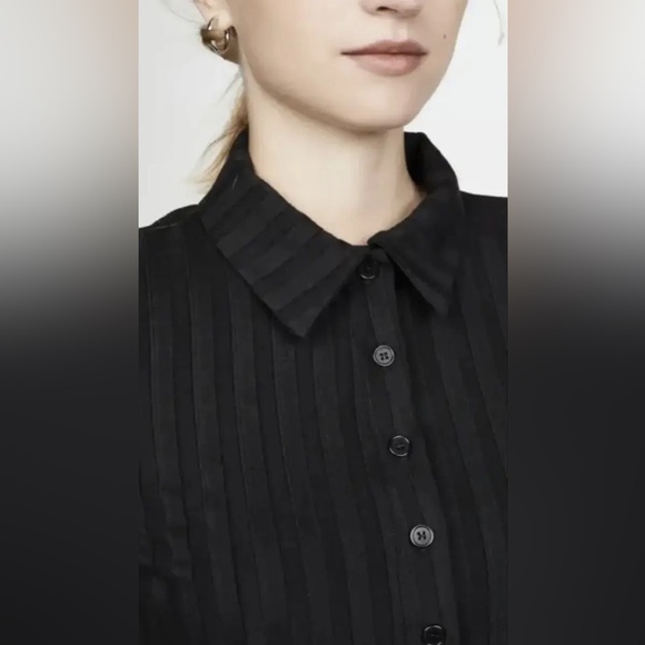 Reformation ribbed button-down shirt - Picture 2 of 6